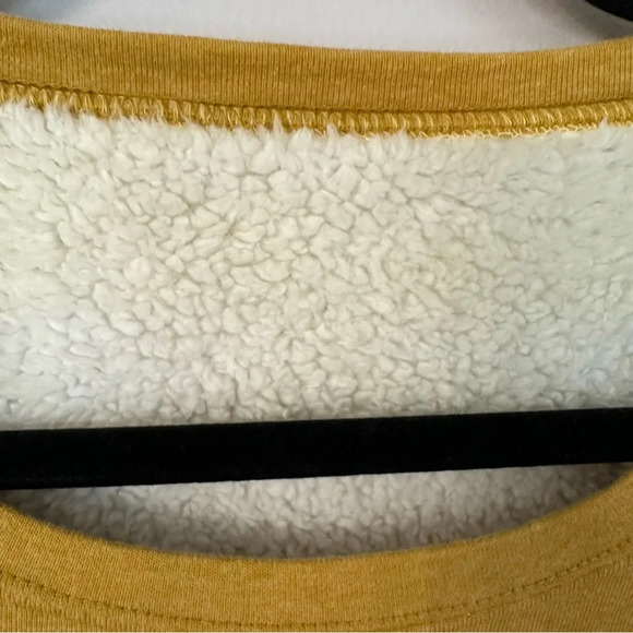 Women’s Long Sleeve Mustard Yellow Cotton Crewneck Fleece Lined Top Sz XL GUC - Picture 3 of 7